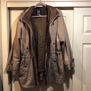 Miss Gallery rain coat in size 2x.